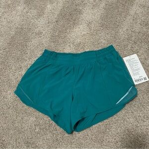 NWT Lululemon Hotty Hot Low Rise Short 4" Teal Lagoon